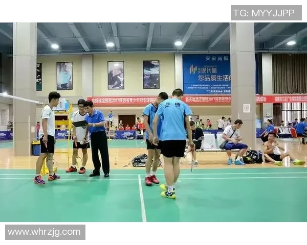 西安羽毛球队在邀请赛中的实力展现与战术分析 西安羽毛球队在邀请赛中的实力展现与战术分析