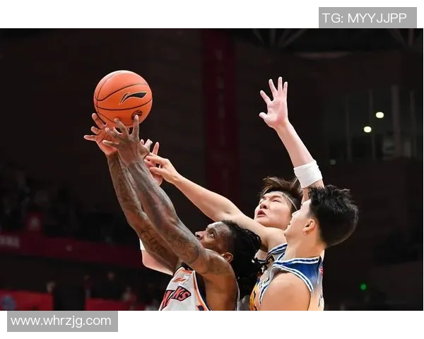 上海篮球队转型之路的真实记录与发展历程探讨 上海篮球队转型之路的真实记录与发展历程探讨